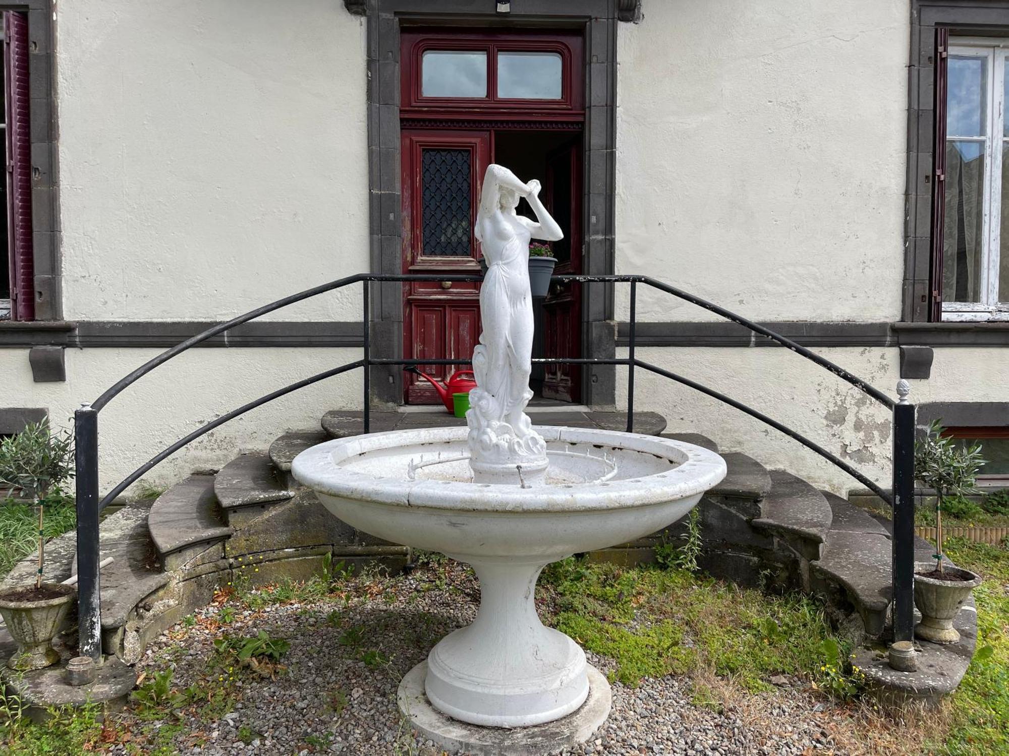 Le Chateau Giat Exterior photo
